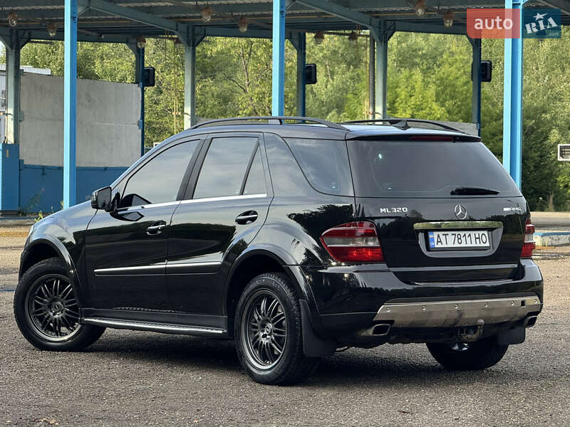 Позашляховик / Кросовер Mercedes-Benz M-Class 2006 в Долині