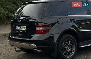 Внедорожник / Кроссовер Mercedes-Benz M-Class 2006 в 