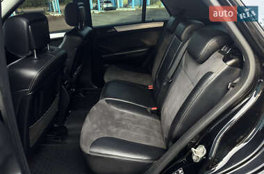 Внедорожник / Кроссовер Mercedes-Benz M-Class 2006 в 