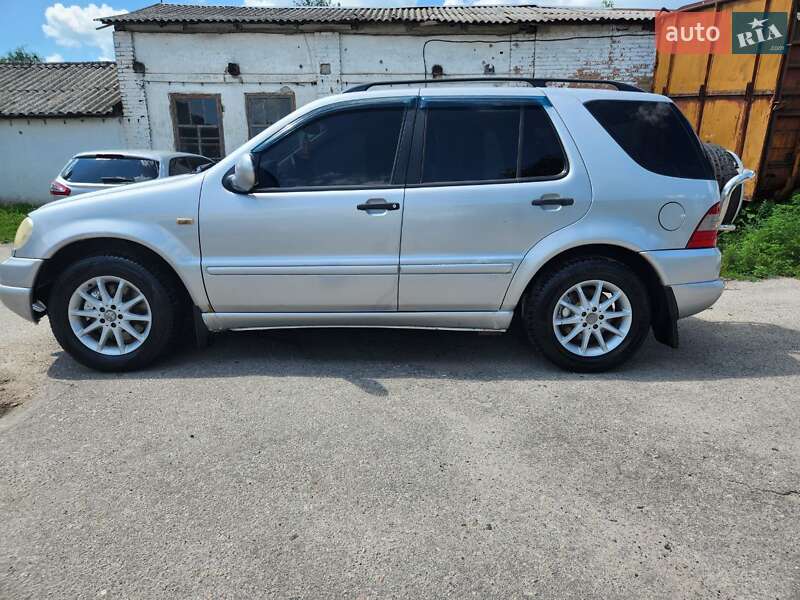 Позашляховик / Кросовер Mercedes-Benz M-Class 1999 в Тростянці