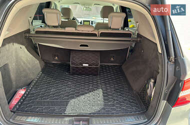 Внедорожник / Кроссовер Mercedes-Benz M-Class 2012 в 