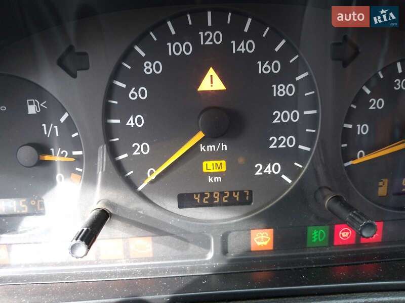 Позашляховик / Кросовер Mercedes-Benz M-Class 2002 в Павлограді