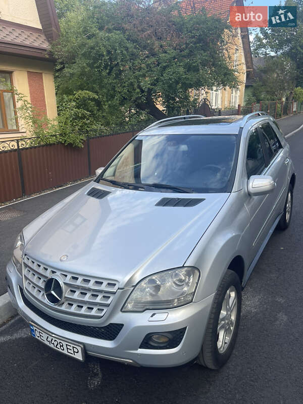 Внедорожник / Кроссовер Mercedes-Benz M-Class 2008 в Черновцах