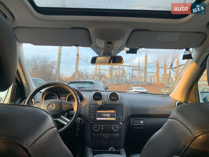 Внедорожник / Кроссовер Mercedes-Benz M-Class 2008 в Черновцах