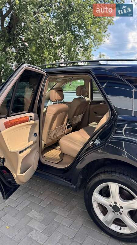 Позашляховик / Кросовер Mercedes-Benz M-Class 2008 в Харкові