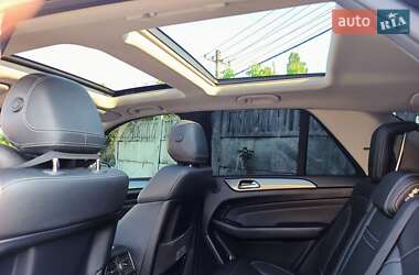 Позашляховик / Кросовер Mercedes-Benz M-Class 2015 в 