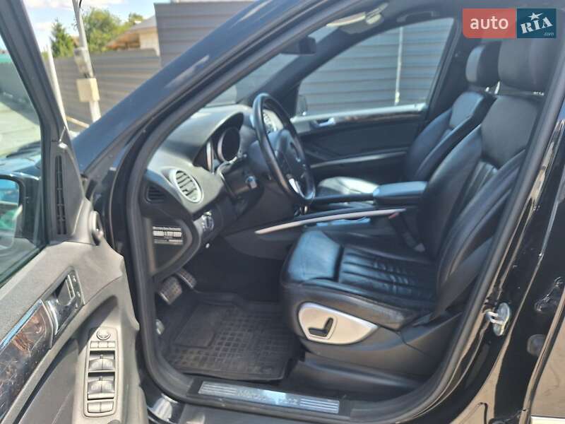 Позашляховик / Кросовер Mercedes-Benz M-Class 2008 в Нововолинську