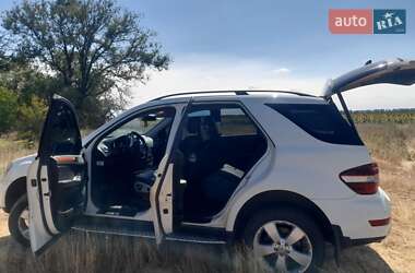Внедорожник / Кроссовер Mercedes-Benz M-Class 2008 в Кривом Роге