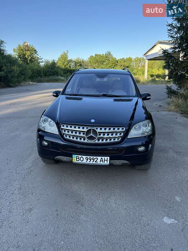 Mercedes-Benz M-Class 2006
