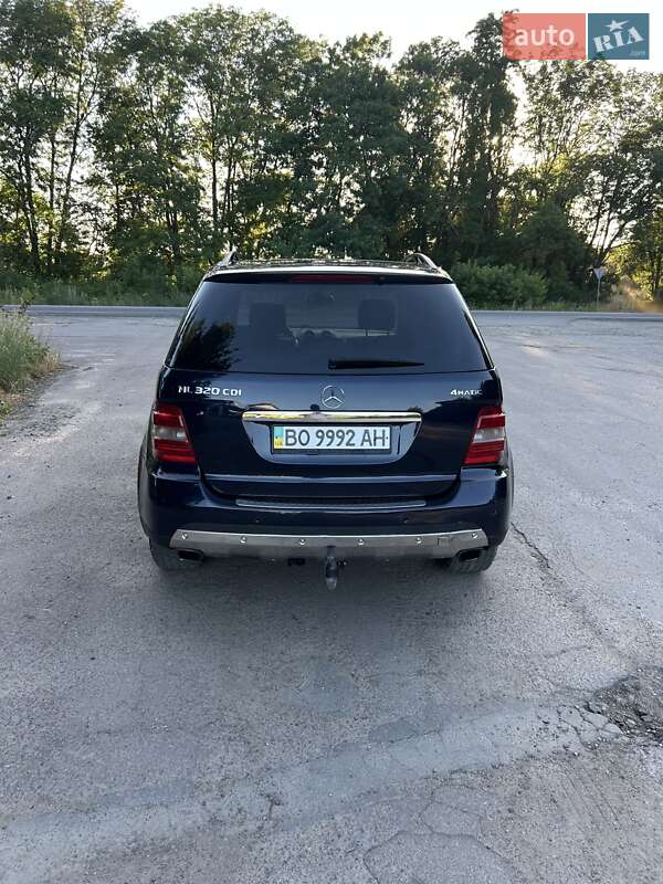 Внедорожник / Кроссовер Mercedes-Benz M-Class 2006 в Залещиках фото 8 Внедорожник / Кроссовер Mercedes-Benz M-Class 2006 в Залещиках