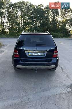 Внедорожник / Кроссовер Mercedes-Benz M-Class 2006 в 