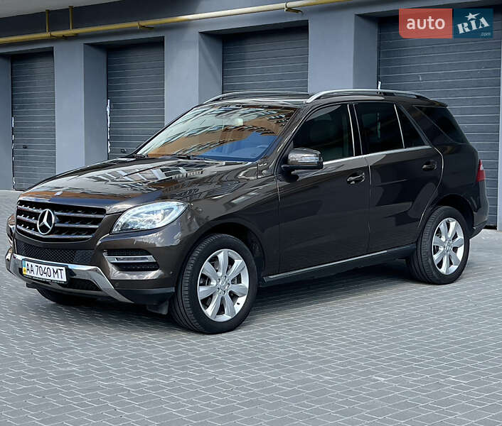 Внедорожник / Кроссовер Mercedes-Benz M-Class 2013 в Виннице