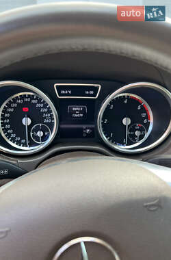 Внедорожник / Кроссовер Mercedes-Benz M-Class 2013 в 