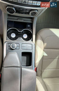 Внедорожник / Кроссовер Mercedes-Benz M-Class 2013 в 