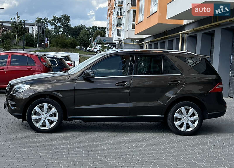 Внедорожник / Кроссовер Mercedes-Benz M-Class 2013 в Виннице