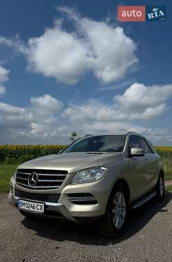 Внедорожник / Кроссовер Mercedes-Benz M-Class 2011 в 