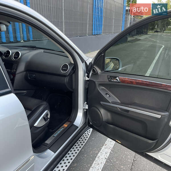 Внедорожник / Кроссовер Mercedes-Benz M-Class 2007 в Киеве