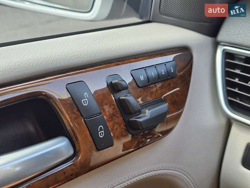 Внедорожник / Кроссовер Mercedes-Benz M-Class 2012 в Чопе