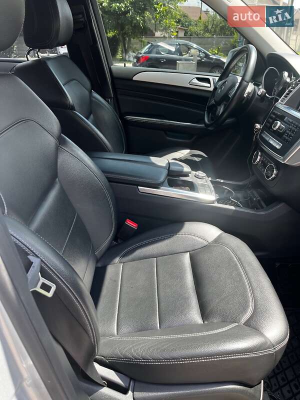 Внедорожник / Кроссовер Mercedes-Benz M-Class 2012 в Борисполе