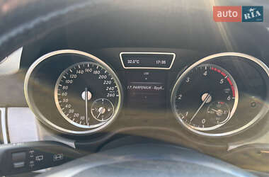 Внедорожник / Кроссовер Mercedes-Benz M-Class 2015 в 