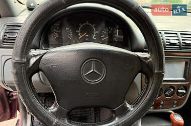 Внедорожник / Кроссовер Mercedes-Benz M-Class 1998 в 