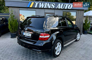 Внедорожник / Кроссовер Mercedes-Benz M-Class 2006 в 