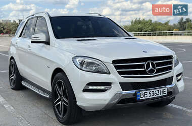 Внедорожник / Кроссовер Mercedes-Benz M-Class 2012 в 