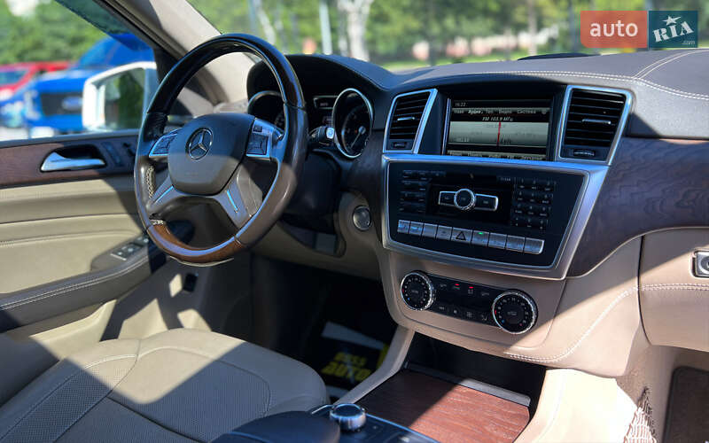 Внедорожник / Кроссовер Mercedes-Benz M-Class 2014 в Львове