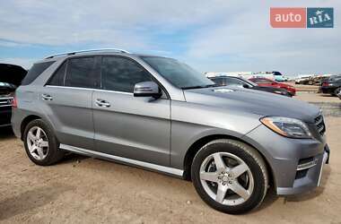 Внедорожник / Кроссовер Mercedes-Benz M-Class 2015 в 