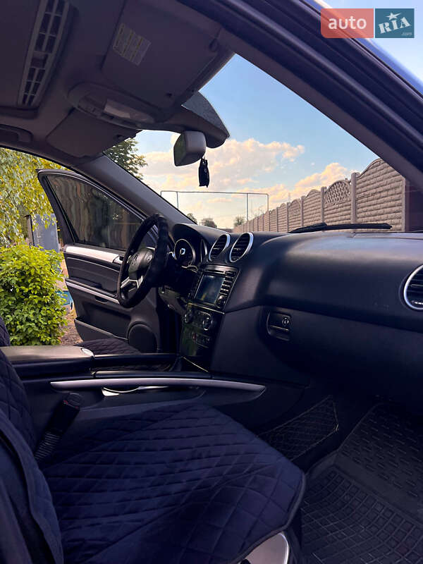 Позашляховик / Кросовер Mercedes-Benz M-Class 2009 в Подільську