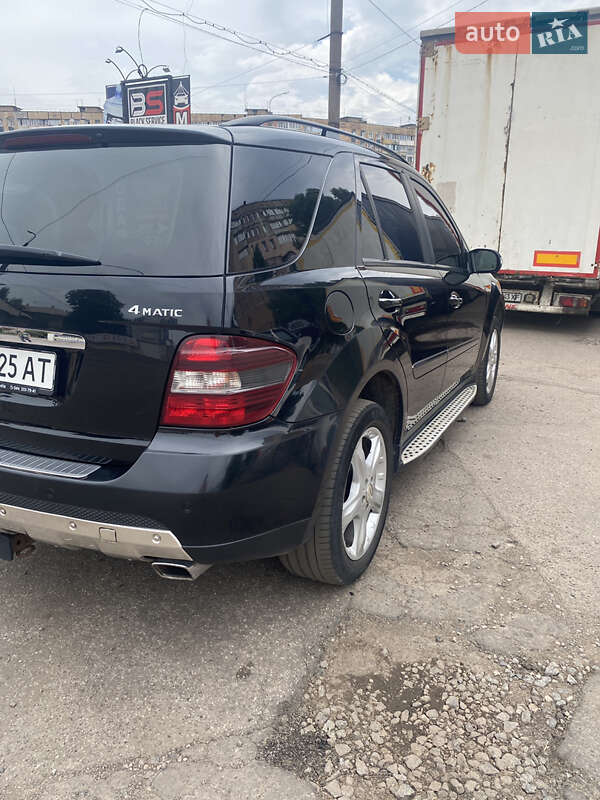 Внедорожник / Кроссовер Mercedes-Benz M-Class 2008 в Кривом Роге