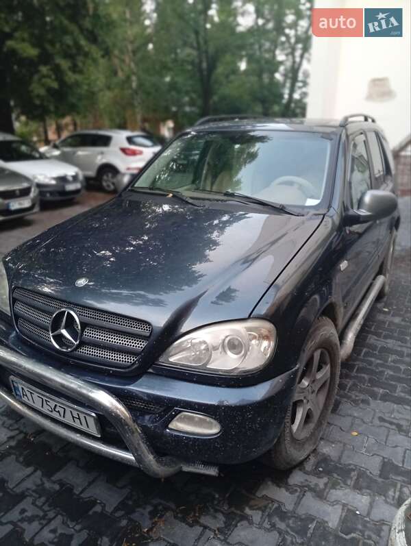Внедорожник / Кроссовер Mercedes-Benz M-Class 2001 в Ивано-Франковске