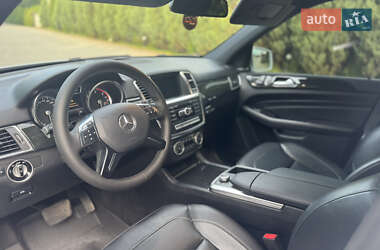 Внедорожник / Кроссовер Mercedes-Benz M-Class 2014 в 