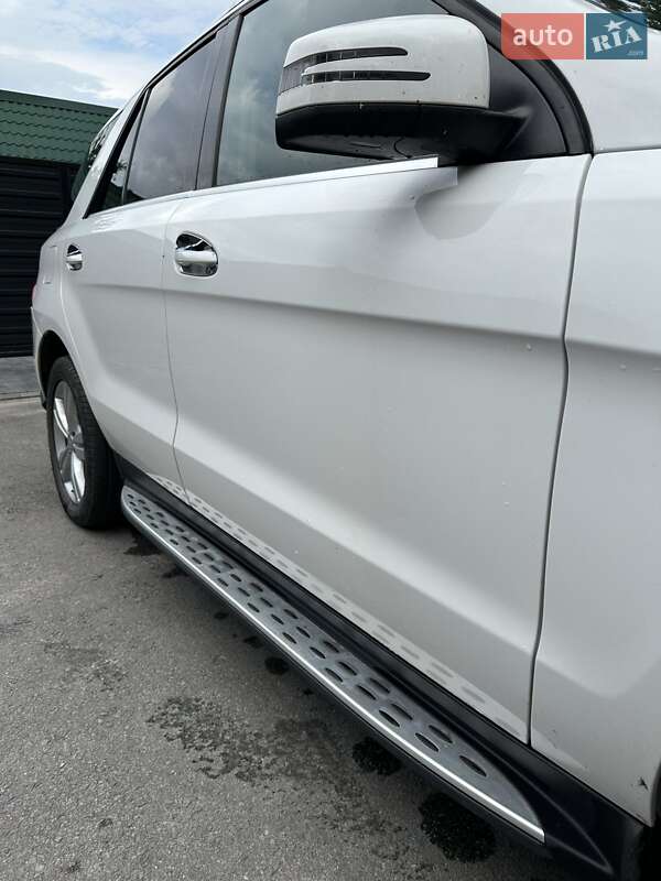 Внедорожник / Кроссовер Mercedes-Benz M-Class 2015 в Звягеле фото 28 Внедорожник / Кроссовер Mercedes-Benz M-Class 2015 в Звягеле