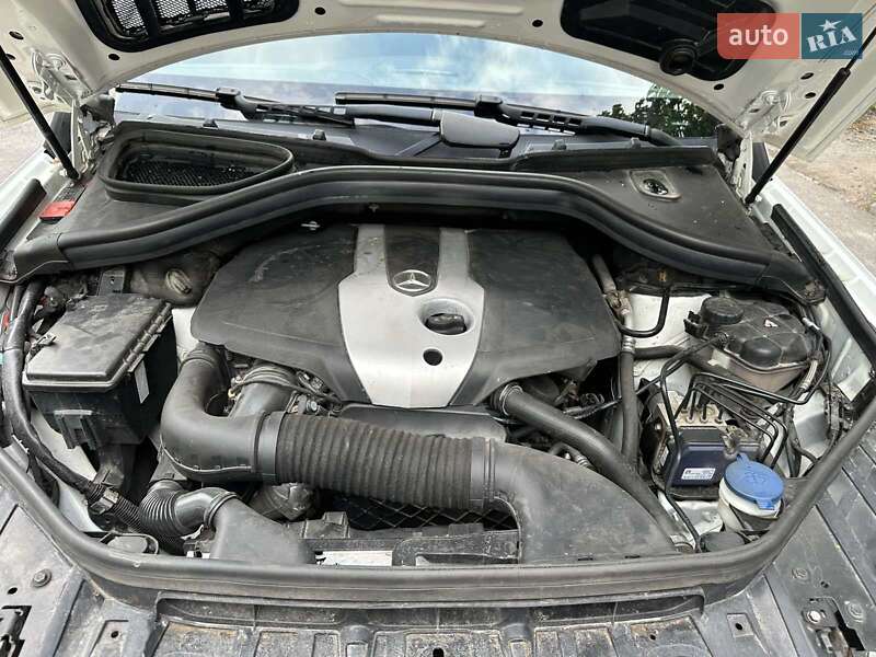 Внедорожник / Кроссовер Mercedes-Benz M-Class 2015 в Звягеле фото 31 Внедорожник / Кроссовер Mercedes-Benz M-Class 2015 в Звягеле