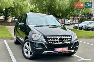 Позашляховик / Кросовер Mercedes-Benz M-Class 2011 в Києві