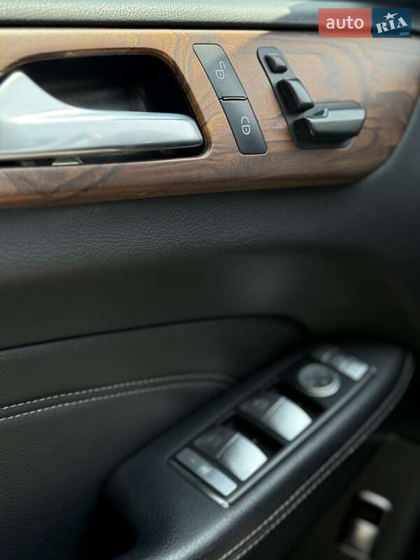 Внедорожник / Кроссовер Mercedes-Benz M-Class 2013 в Одессе