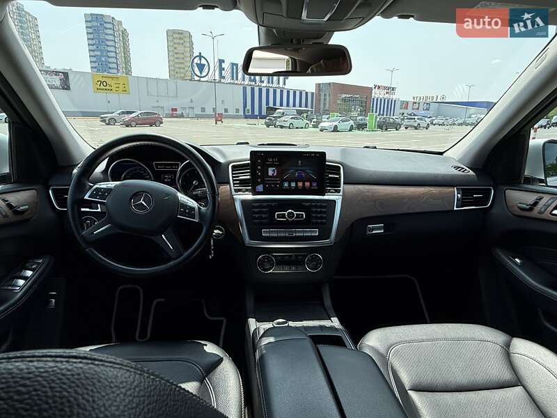 Внедорожник / Кроссовер Mercedes-Benz M-Class 2013 в Одессе