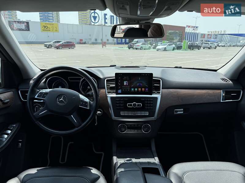 Внедорожник / Кроссовер Mercedes-Benz M-Class 2013 в Одессе