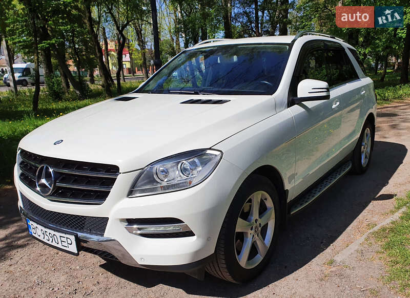 Внедорожник / Кроссовер Mercedes-Benz M-Class 2012 в Львове