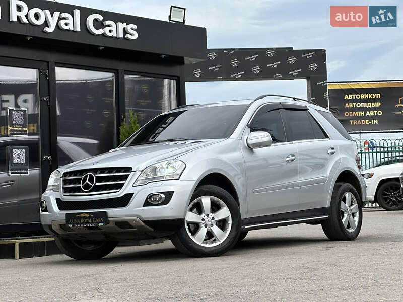 Mercedes-Benz M-Class 2010