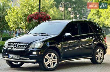 Внедорожник / Кроссовер Mercedes-Benz M-Class 2009 в 
