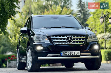 Внедорожник / Кроссовер Mercedes-Benz M-Class 2009 в 