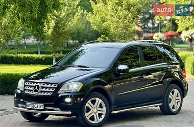 Внедорожник / Кроссовер Mercedes-Benz M-Class 2009 в 