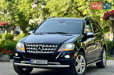 Внедорожник / Кроссовер Mercedes-Benz M-Class 2009 в 