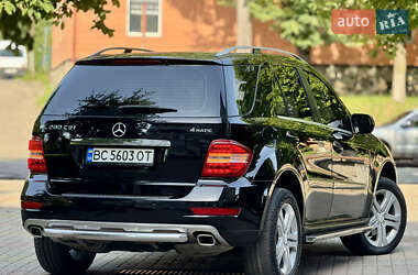 Внедорожник / Кроссовер Mercedes-Benz M-Class 2009 в 
