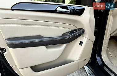 Внедорожник / Кроссовер Mercedes-Benz M-Class 2012 в 