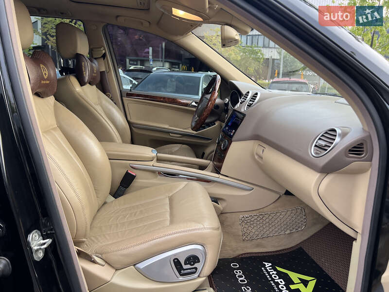 Внедорожник / Кроссовер Mercedes-Benz M-Class 2006 в Киеве