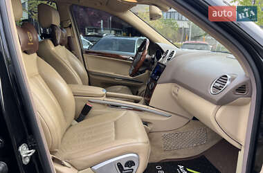 Внедорожник / Кроссовер Mercedes-Benz M-Class 2006 в 