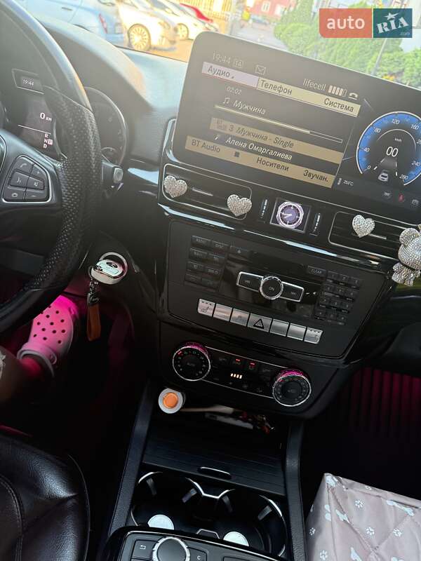 Позашляховик / Кросовер Mercedes-Benz M-Class 2012 в Бобрику